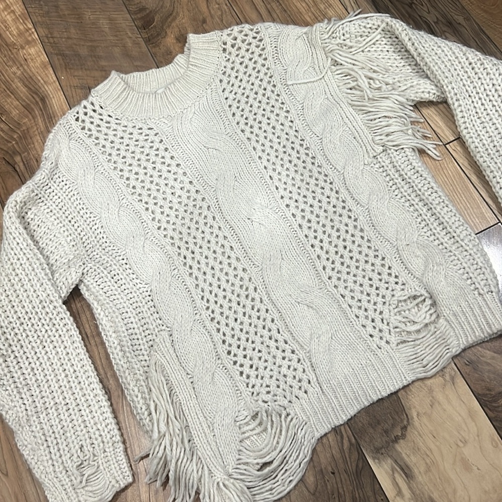 Soft Knitted Fringe sweater